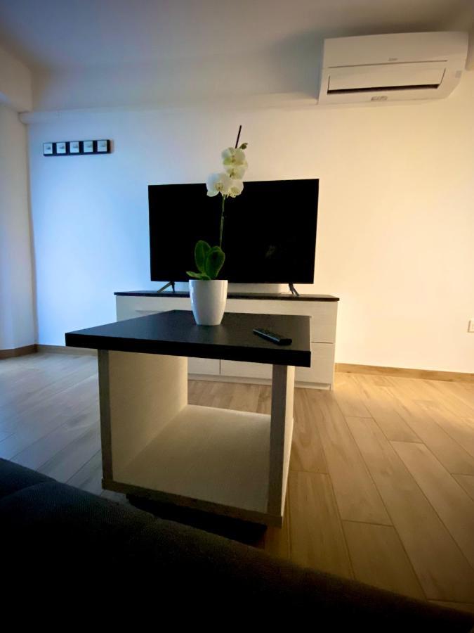 Apartma Sinitus イゾラ エクステリア 写真
