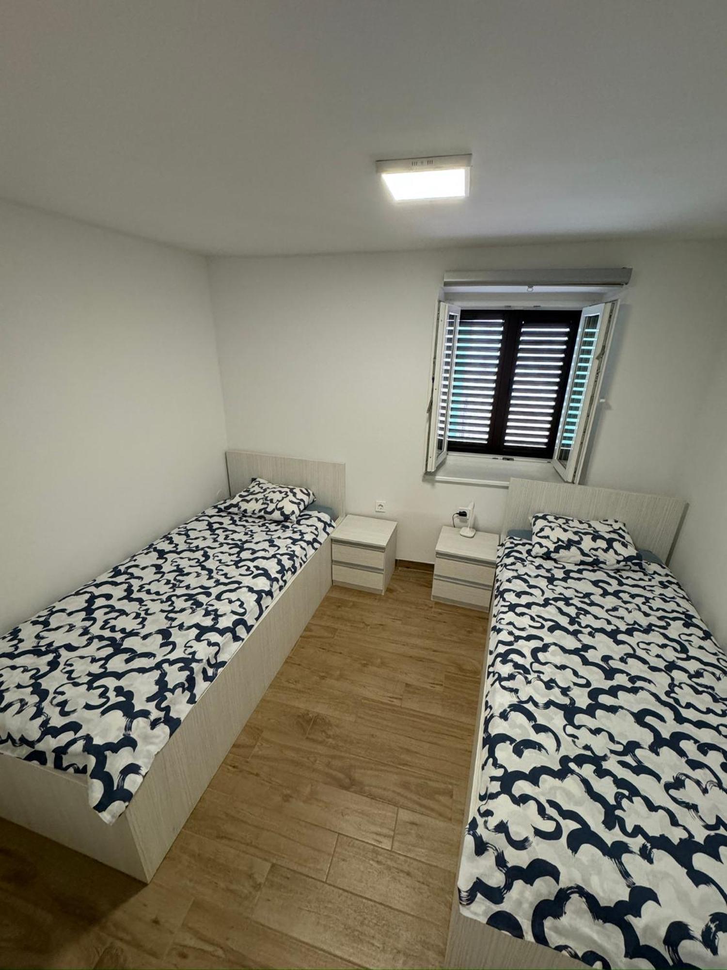 Apartma Sinitus イゾラ エクステリア 写真